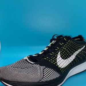 NIKE FLYKNIT 3 SHOE PACK